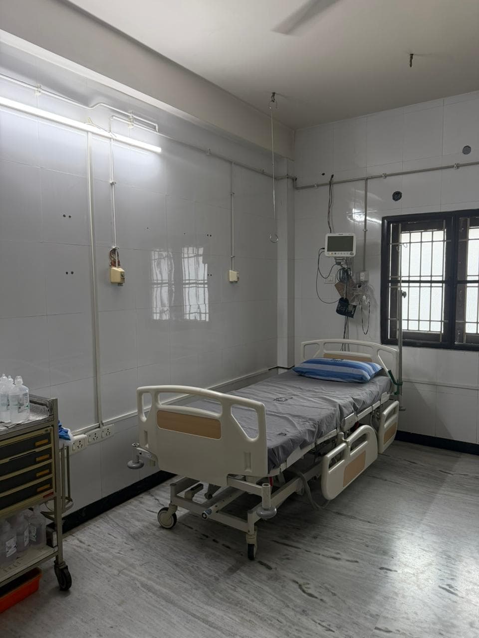 ICU facility at Priyanka Hospital Karur 2