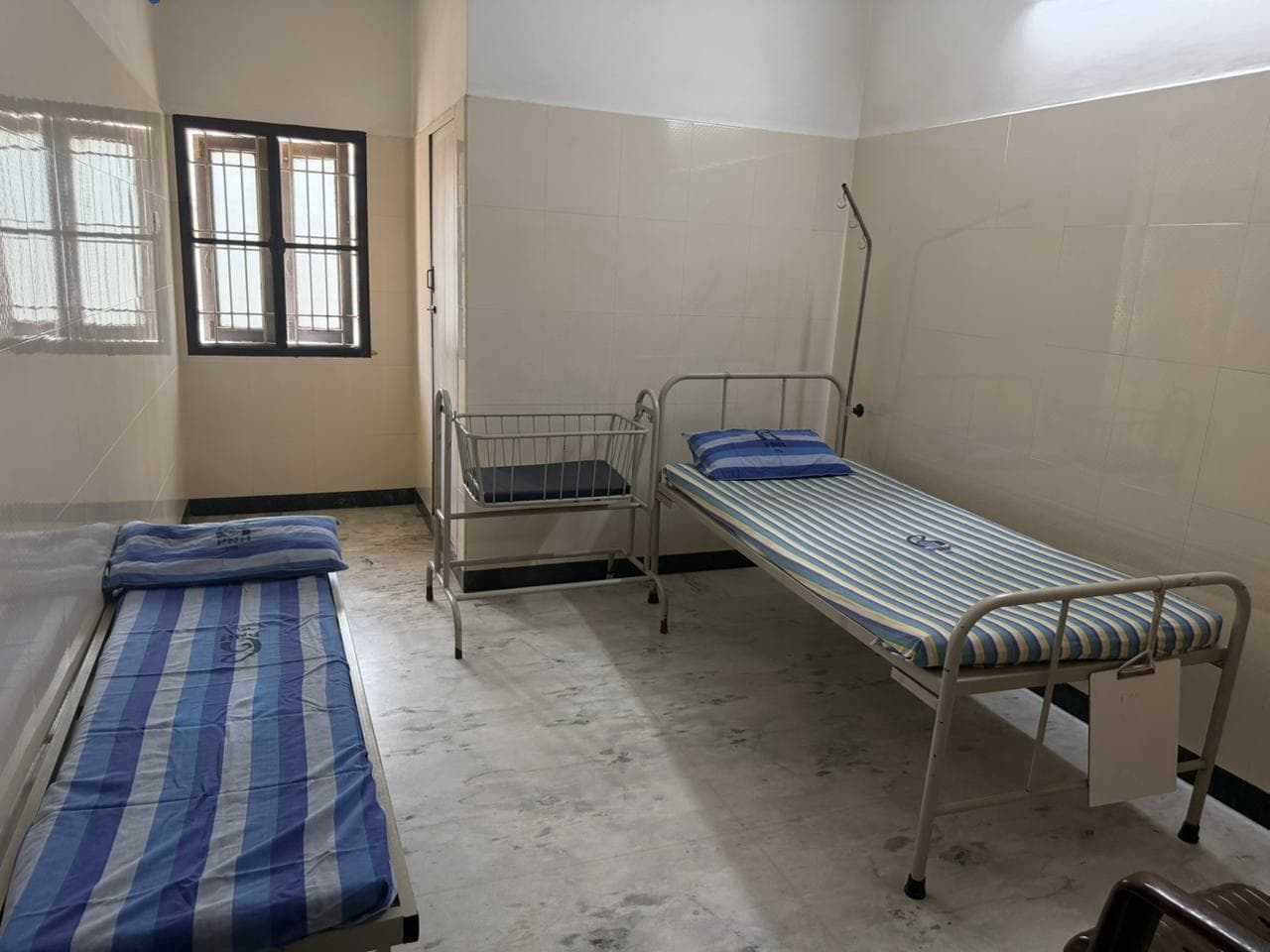 Single Rooms facility at Priyanka Hospital Karur 2